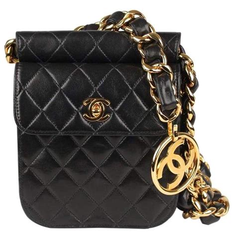 chanel bum bag vintage.